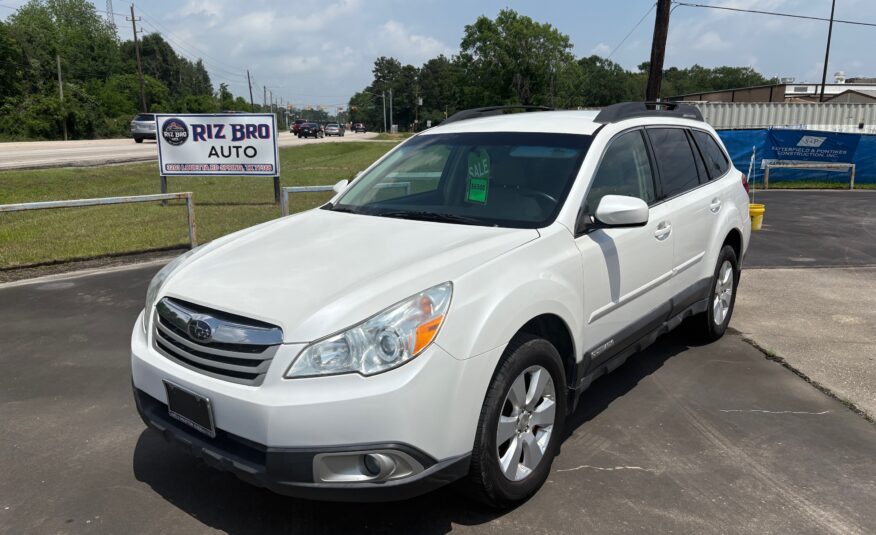 2012 Subaru Outback 2.5i Premium – AWD Wagon, CVT, Sunroof