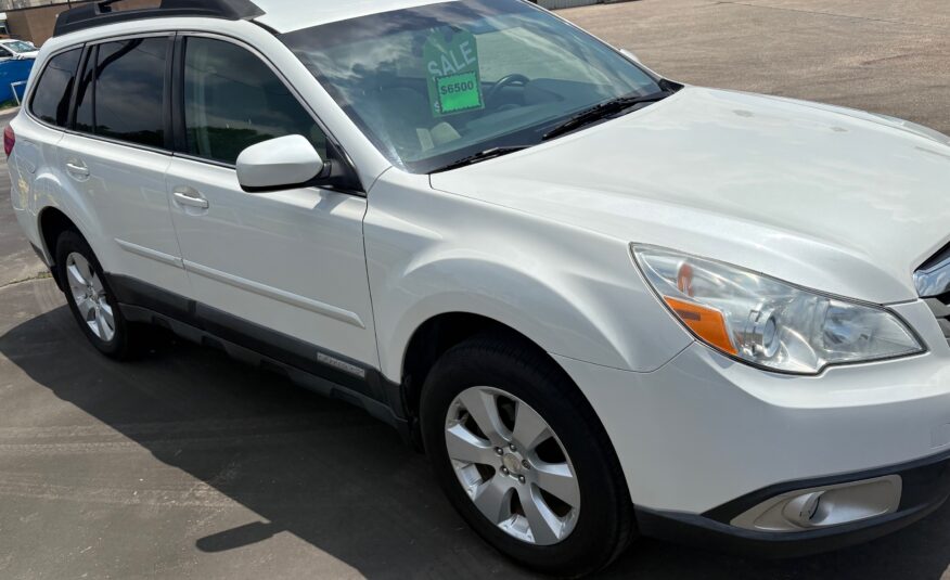 2012 Subaru Outback 2.5i Premium – AWD Wagon, CVT, Sunroof
