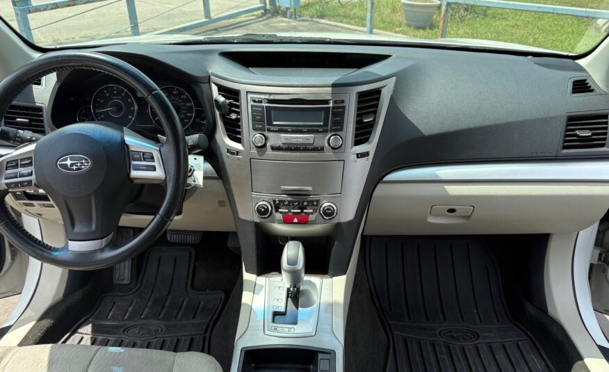 2012 Subaru Outback 2.5i Premium – AWD Wagon, CVT, Sunroof