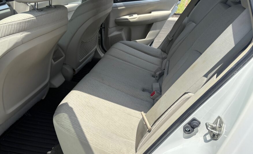 2012 Subaru Outback 2.5i Premium – AWD Wagon, CVT, Sunroof