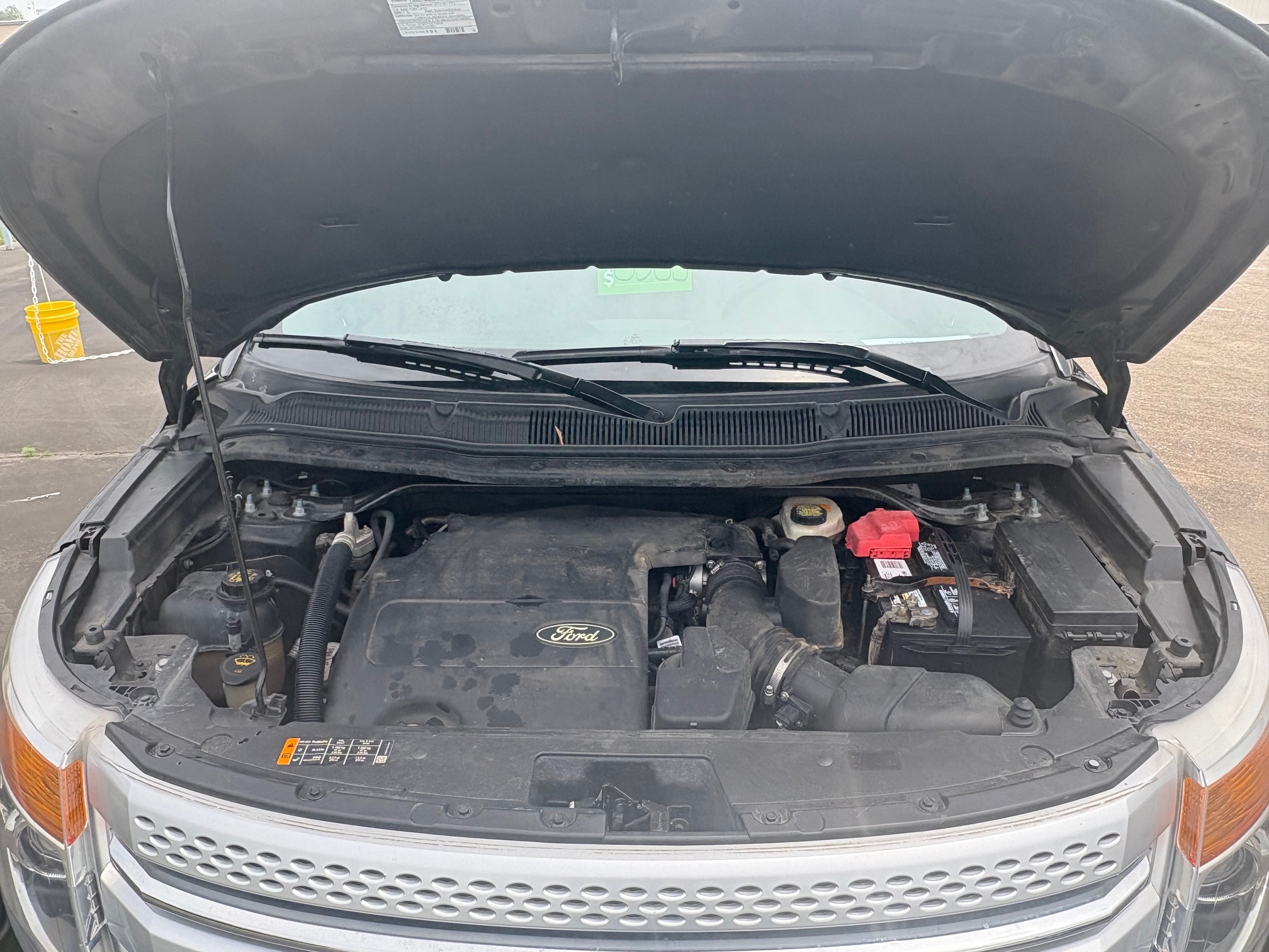 2014 Ford Explorer XLT – 4-Door AWD SUV, 7‑Passenger, V6, 6-Speed Auto