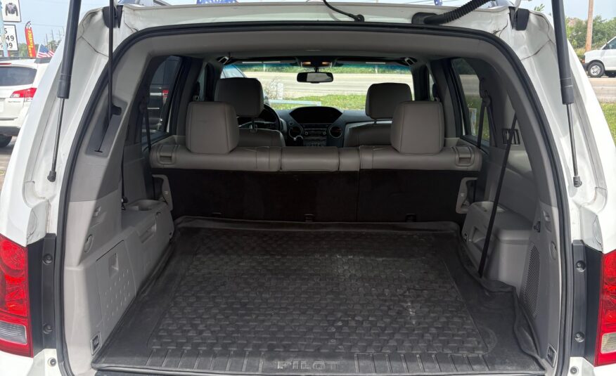 2013 Honda Pilot EX-L – AWD SUV, 8‑Passenger, Leather, Sunroof