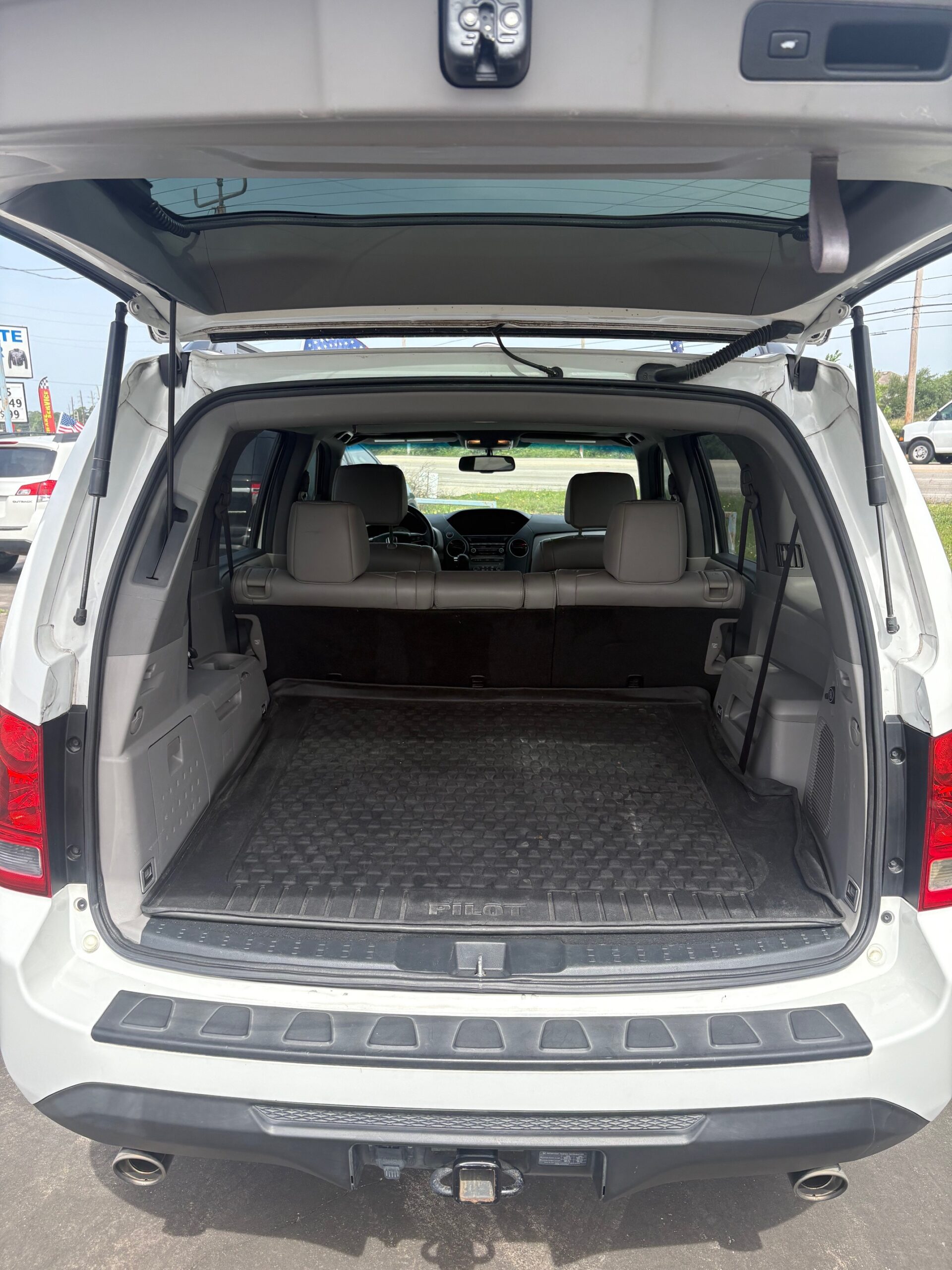 2013 Honda Pilot EX-L – AWD SUV, 8‑Passenger, Leather, Sunroof