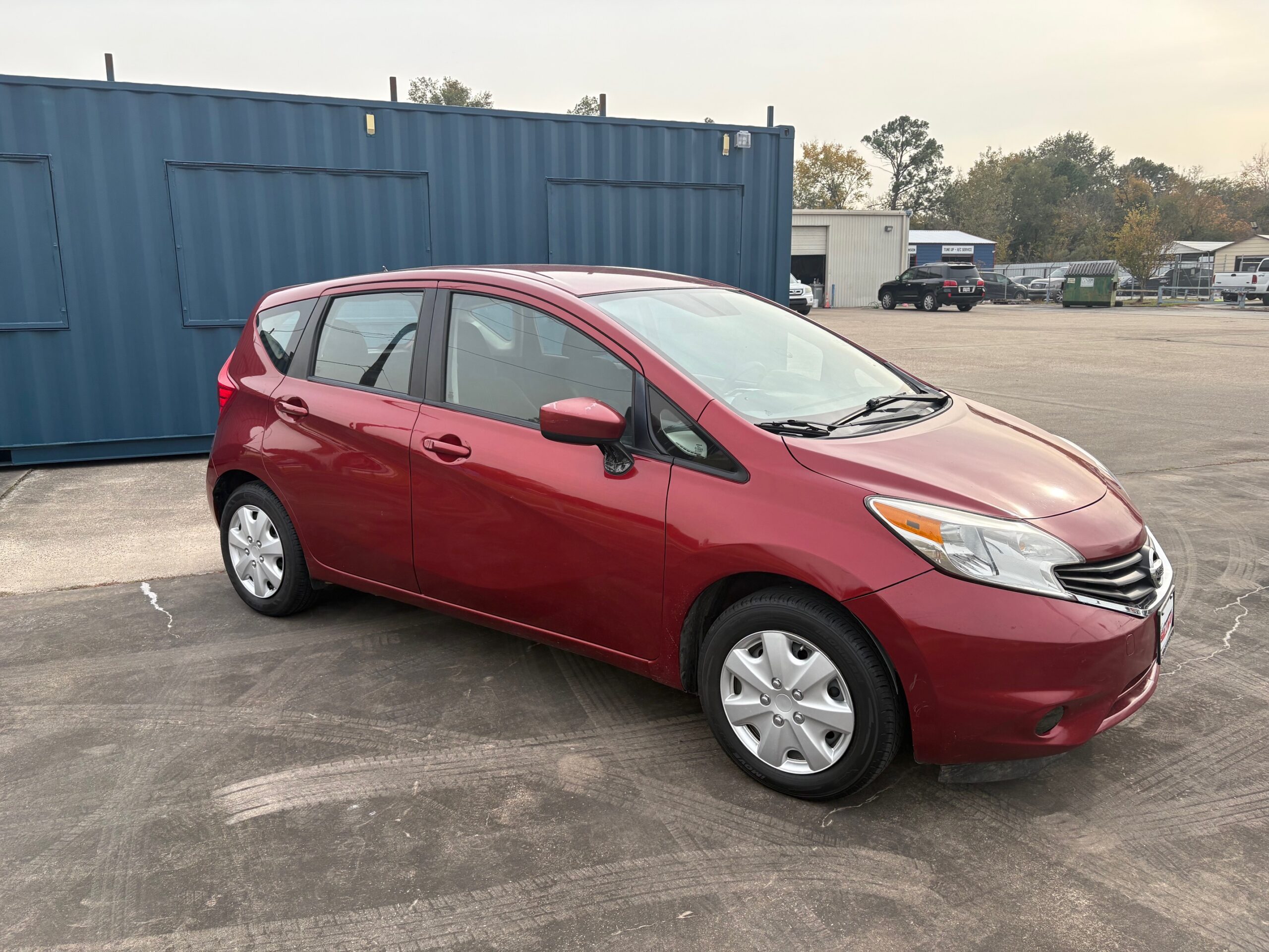 2016 NISSAN VERSA