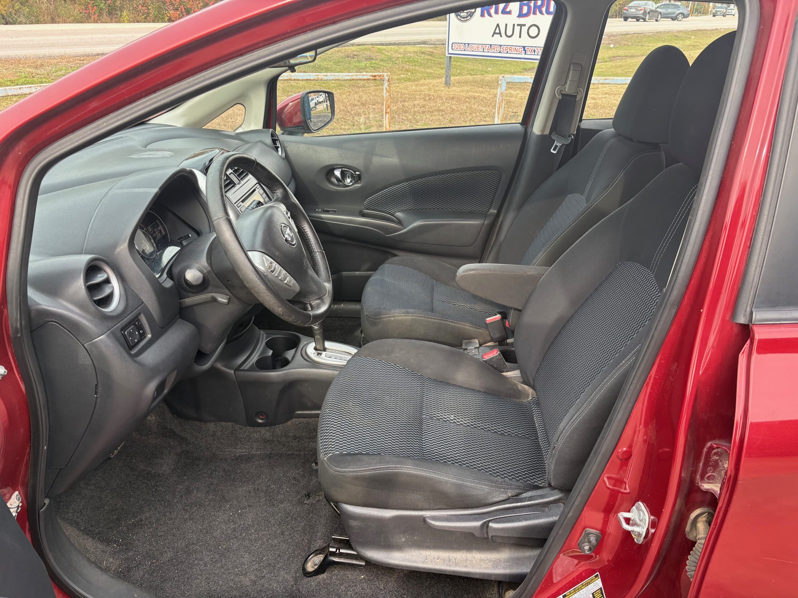 2016 NISSAN VERSA