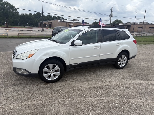2011 Subaru Outback I Premium - Photo 2